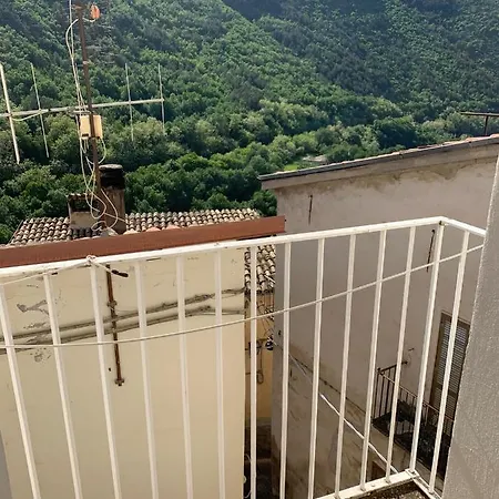 Dimora Dell'orso Sul Gizio Дом отдыха Петторано-суль-Джицио